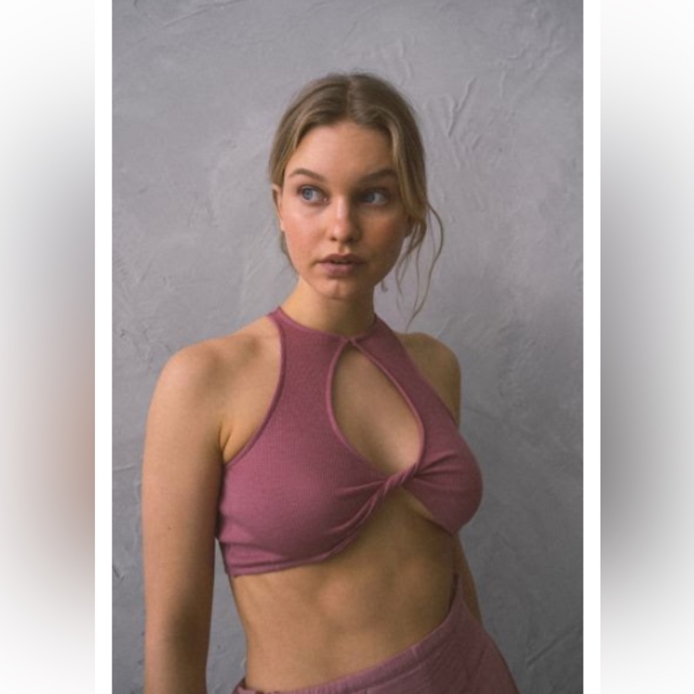 NWT Out From Under Cora Twist-Front Top in the color Rose